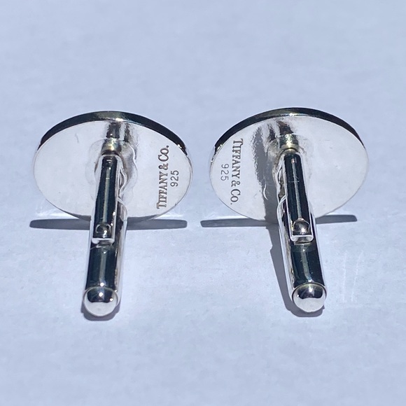 AUTH Tiffany & Co Engine-turned Oval cuff links - Picture 6 of 15